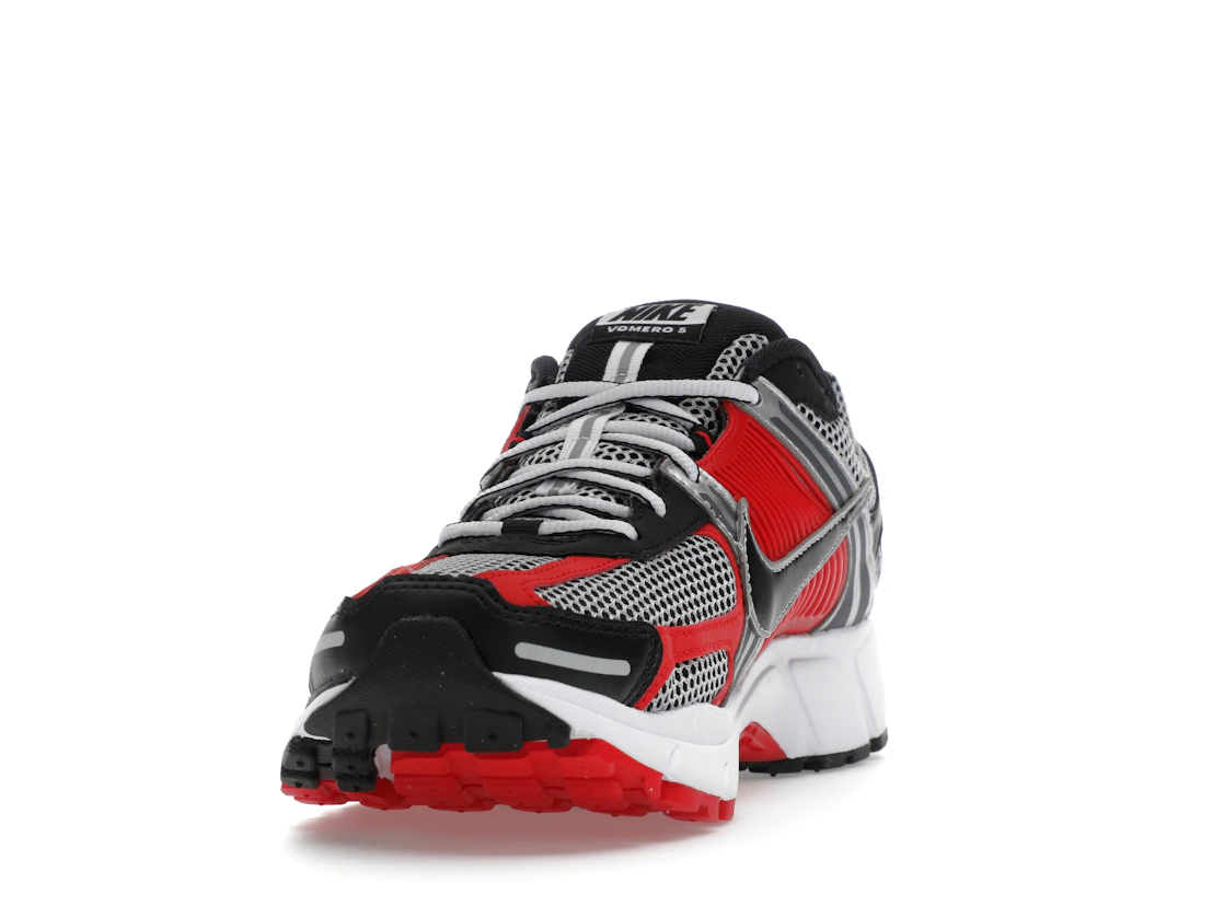 Nike Zoom Vomero 5 Metallic Silver University Red
