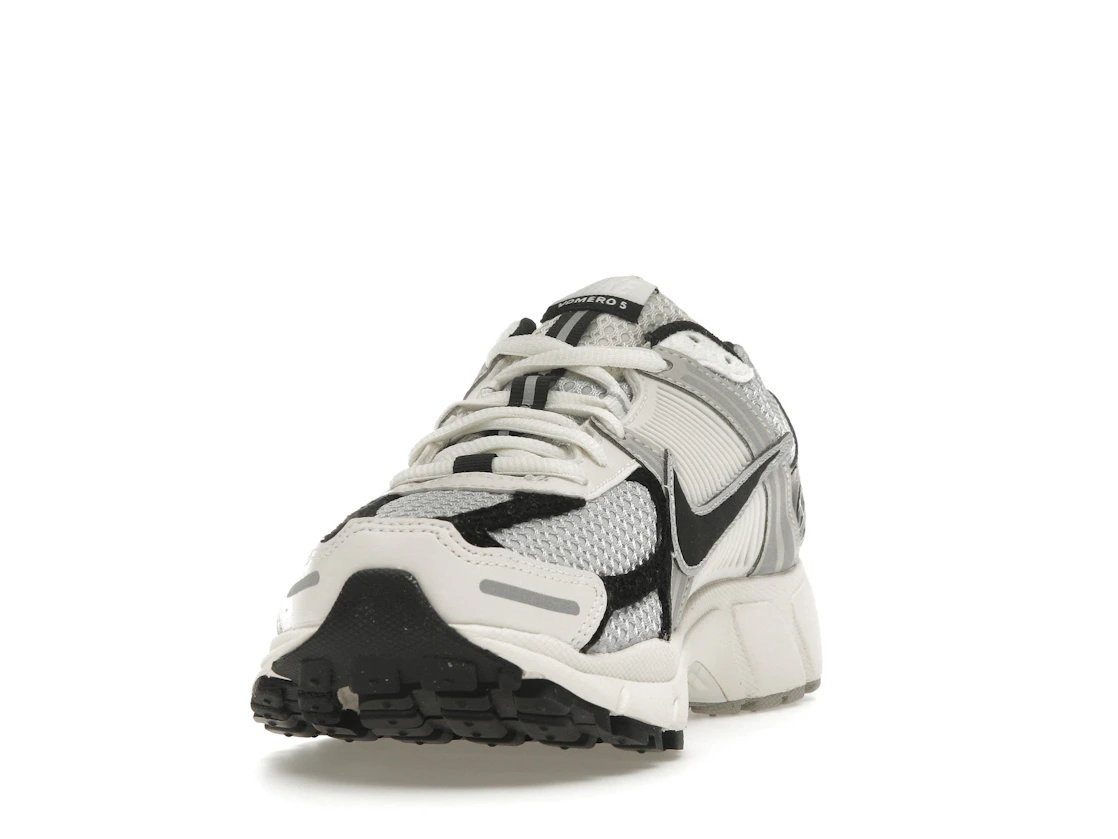 Nike Zoom Vomero 5 Photon Dust Black (W)