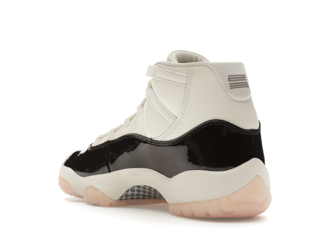 Air Jordan 11 Retro Neapolitan (W)