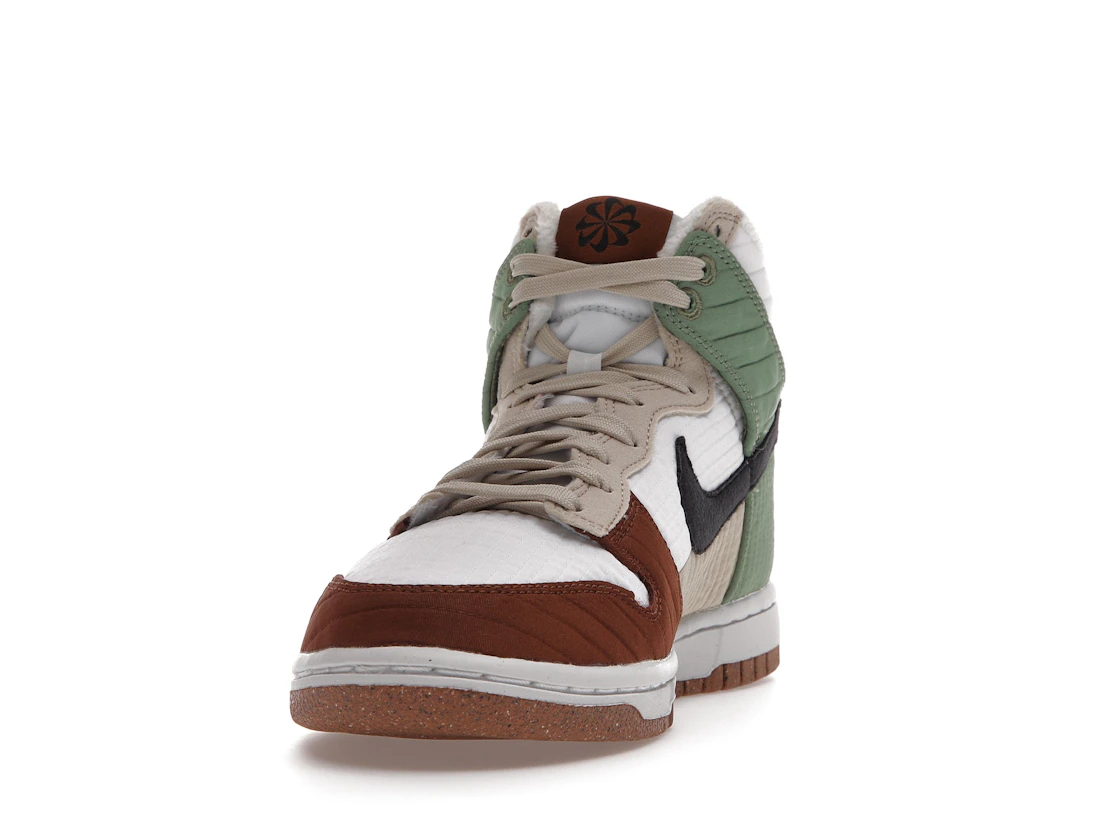 Nike Dunk High Next Nature Summit White (W)