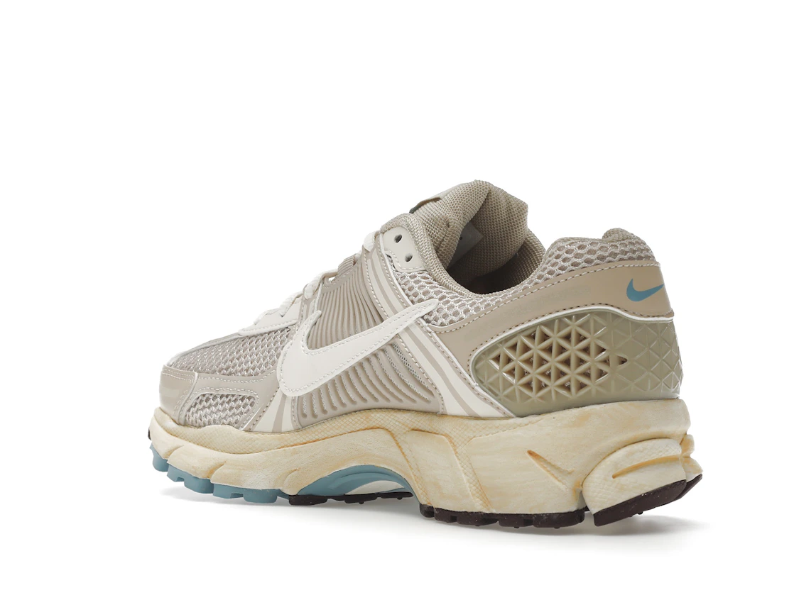 Nike Zoom Vomero 5 Oatmeal (W)