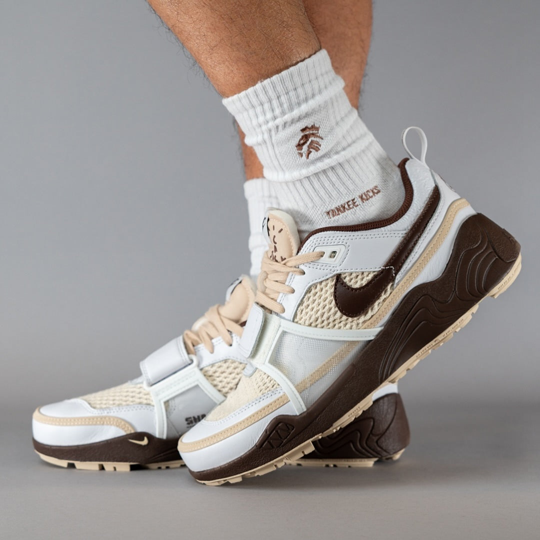 Nike Zoom Field Jaxx Travis Scott Light Chocolate