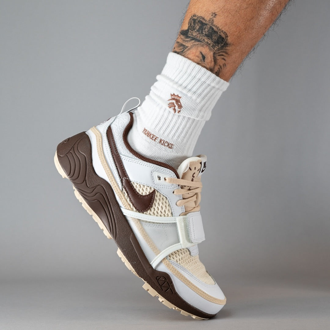 Nike Zoom Field Jaxx Travis Scott Light Chocolate