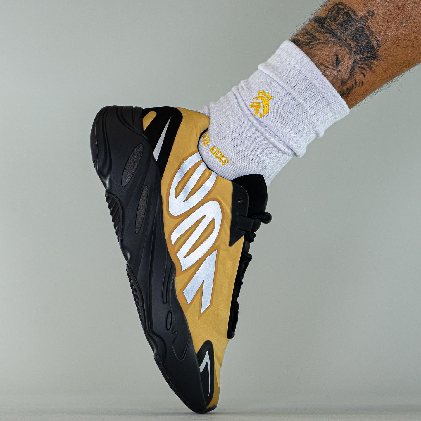 adidas Yeezy Boost 700 MNVN Honey Flux
